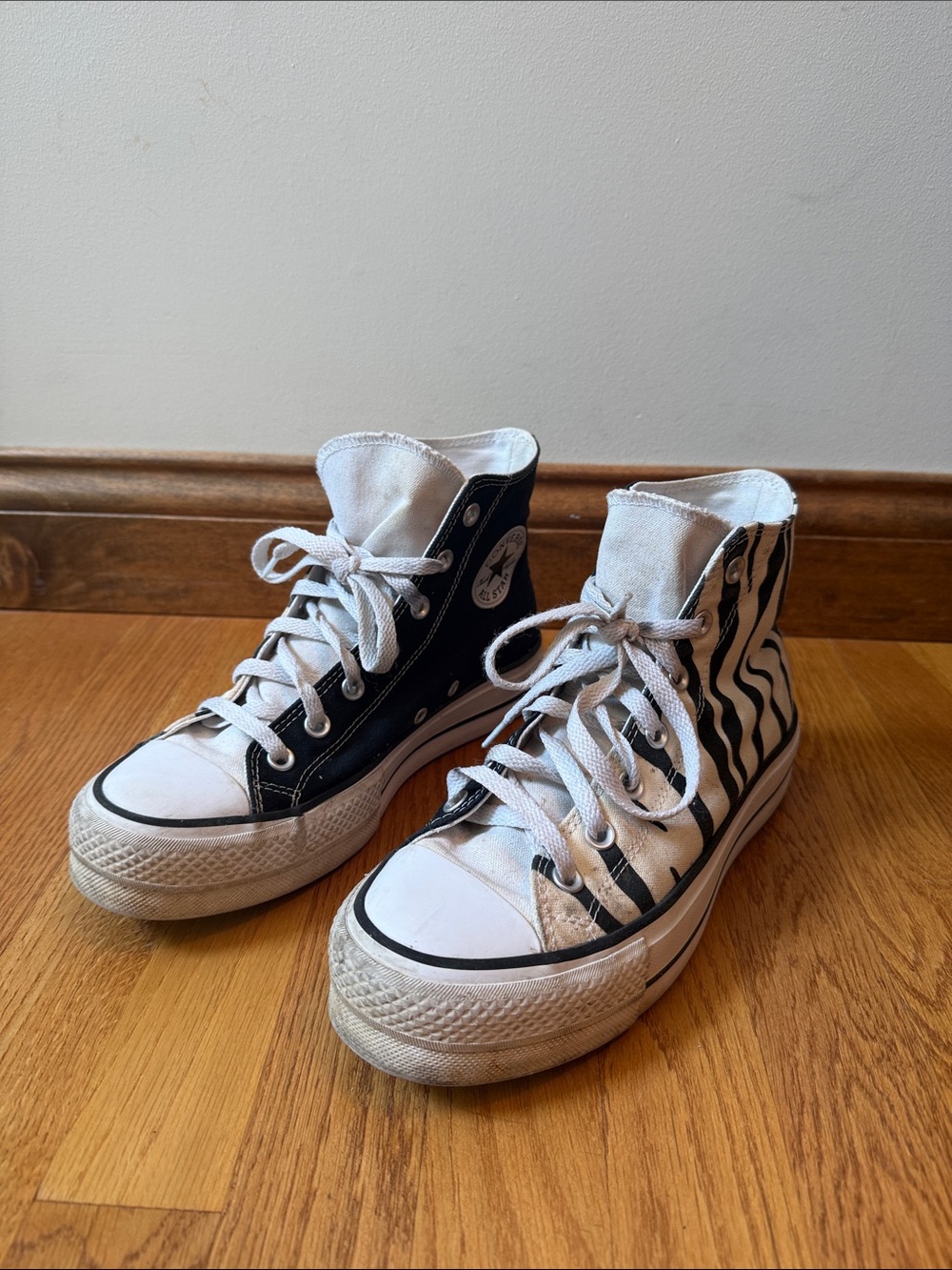 Converse Chuck Taylor Platform Black and Creme Zebra Print Men Sz 6.5 Wmns Sz8.5